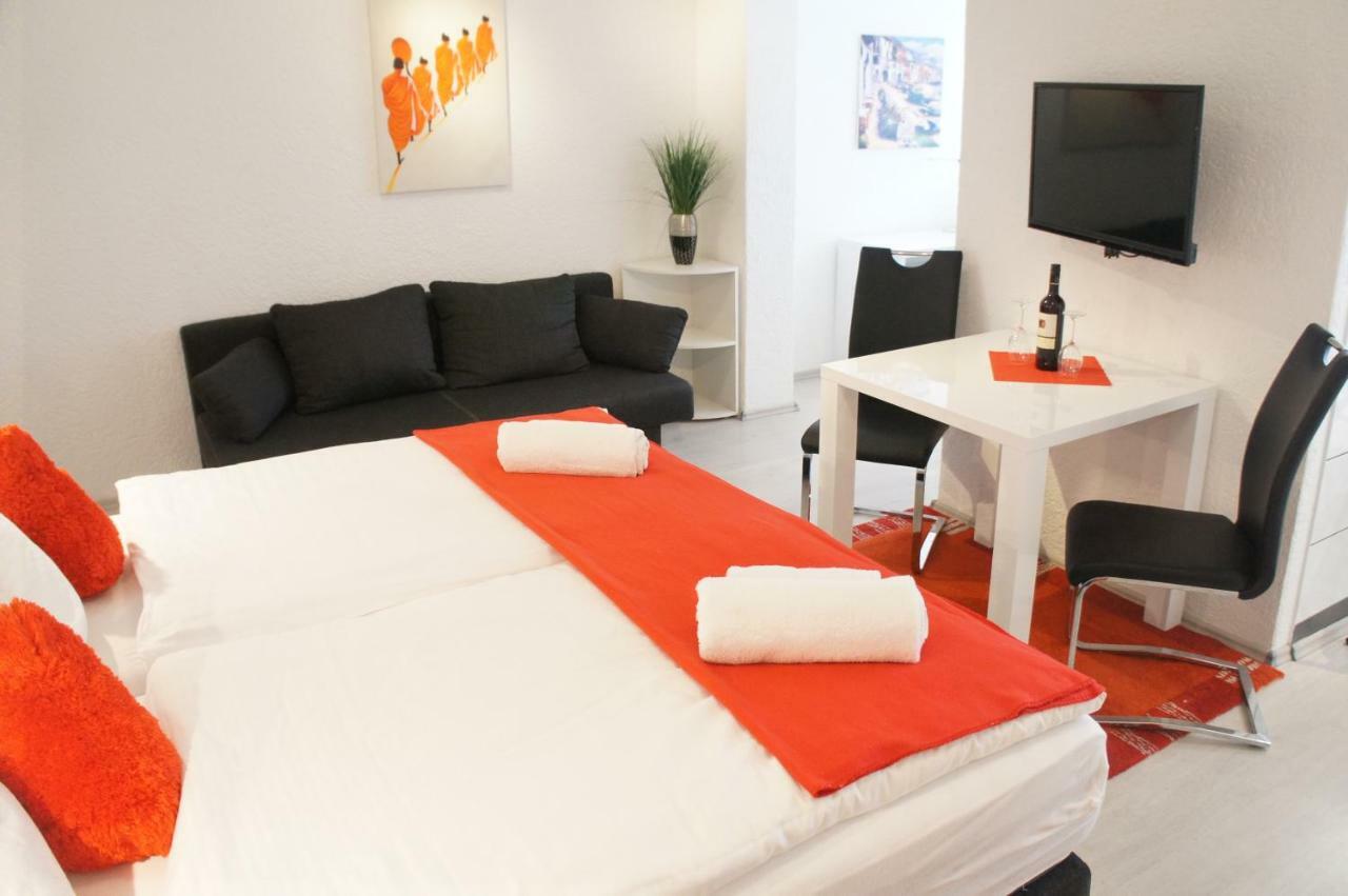 Hotel Berlin Schwetzingen Kültér fotó