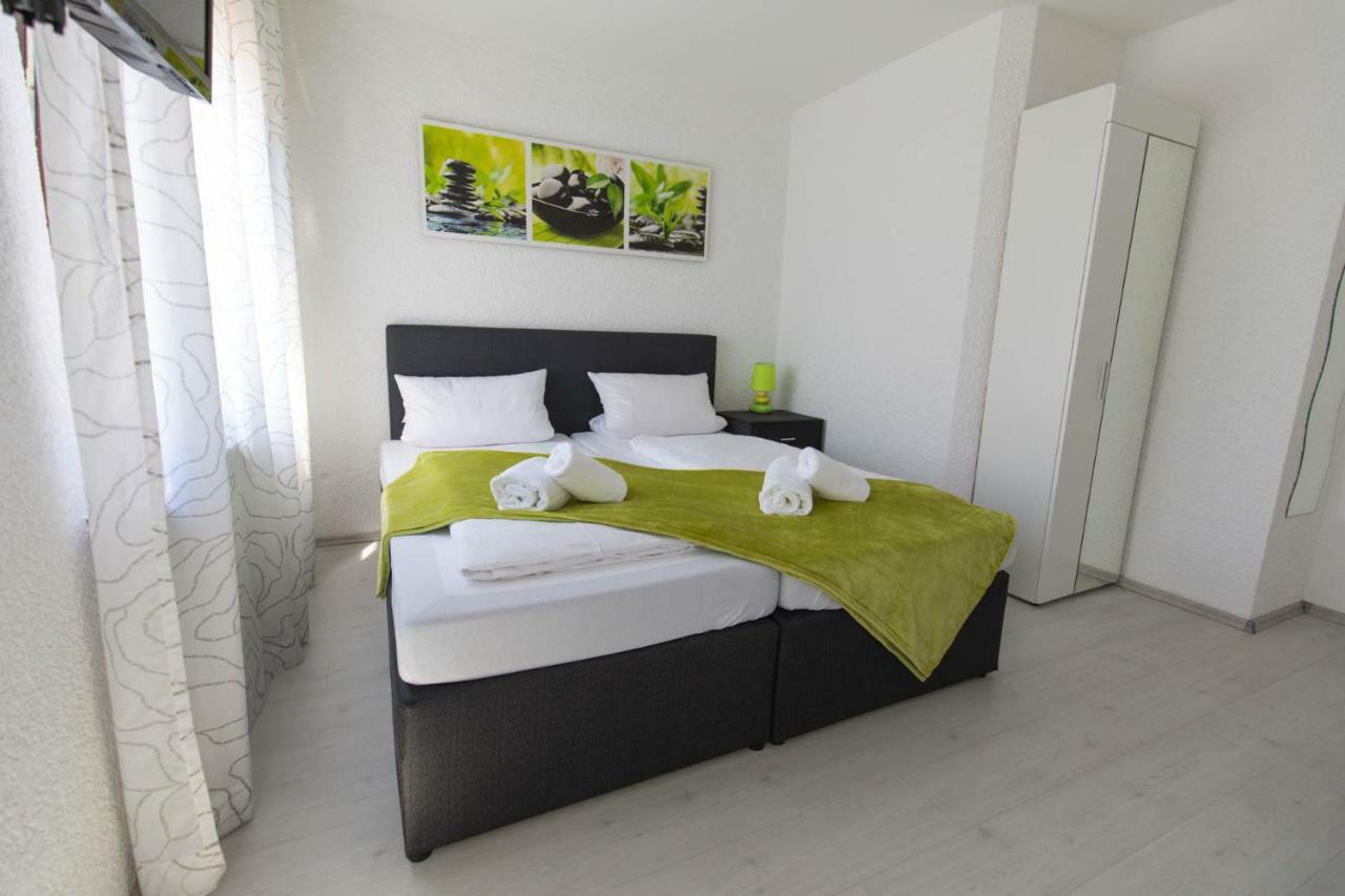Hotel Berlin Schwetzingen Kültér fotó